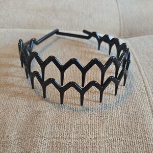 Pair Of Black Zigzag Comb Headband